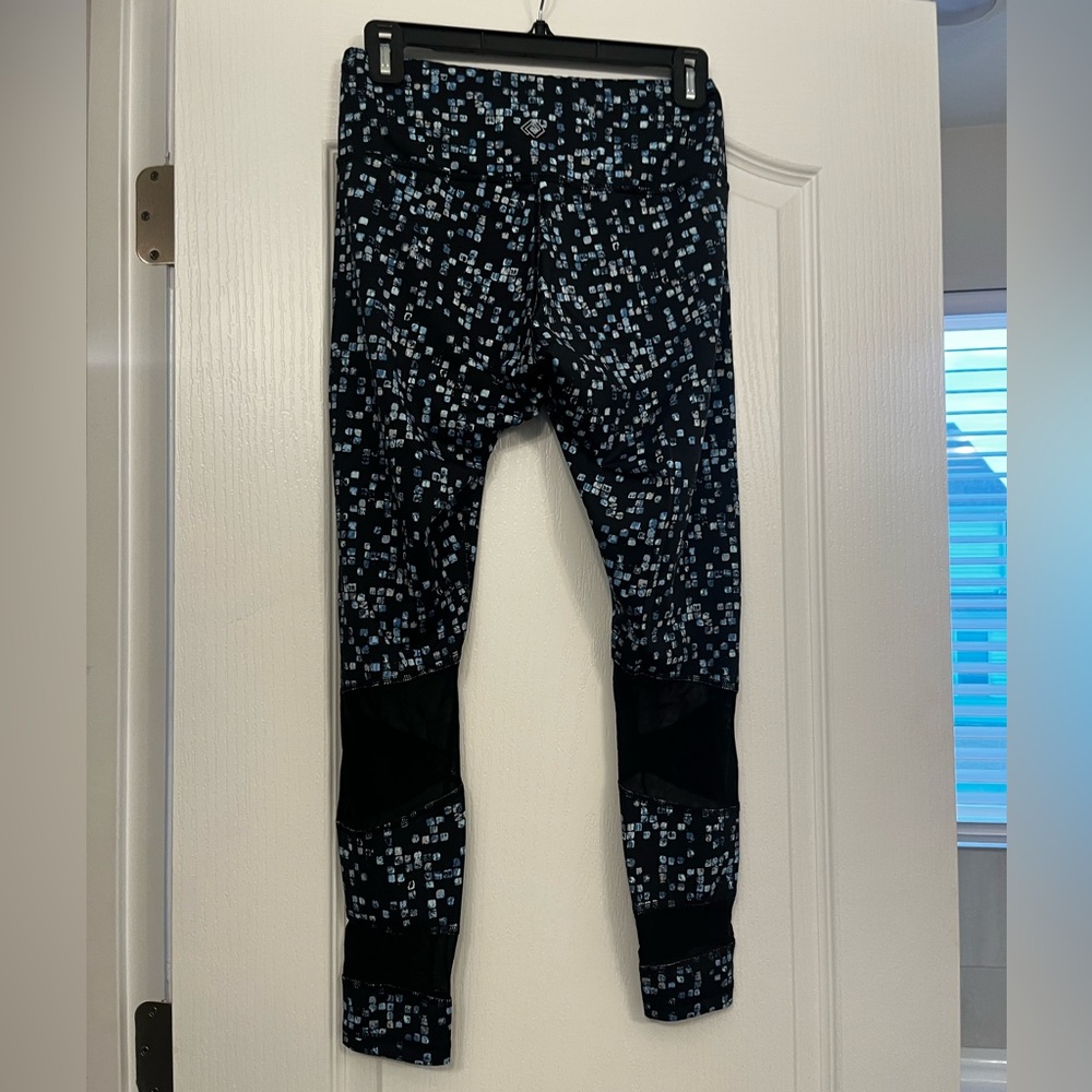 Zelos Women’s Black and Blue Leggings Small